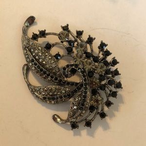 Vintage brooch, vintage pin, scarf pin